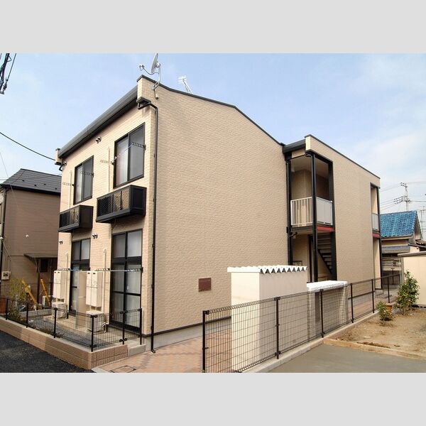 レオパレスシャンテ幕張 建物画像