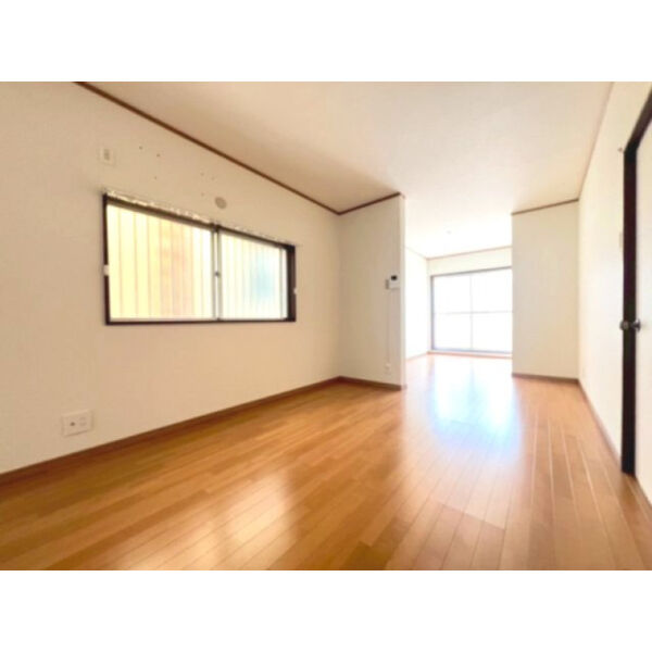 旭が丘3丁目戸建 室内写真1