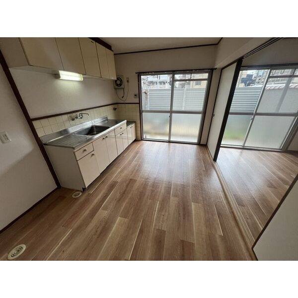 セントラルコート南桜塚 室内写真4