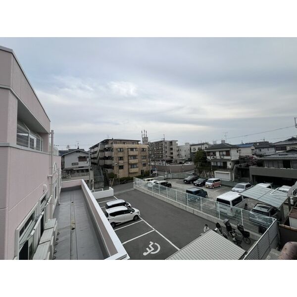 セントラルコート南桜塚 室内写真1