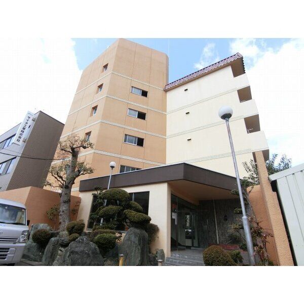 ローズハイツ東本