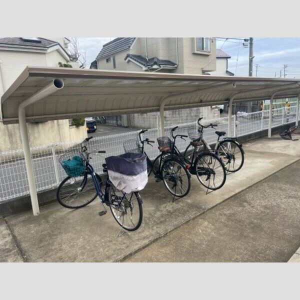 レオパレスシャトーA 室内写真6