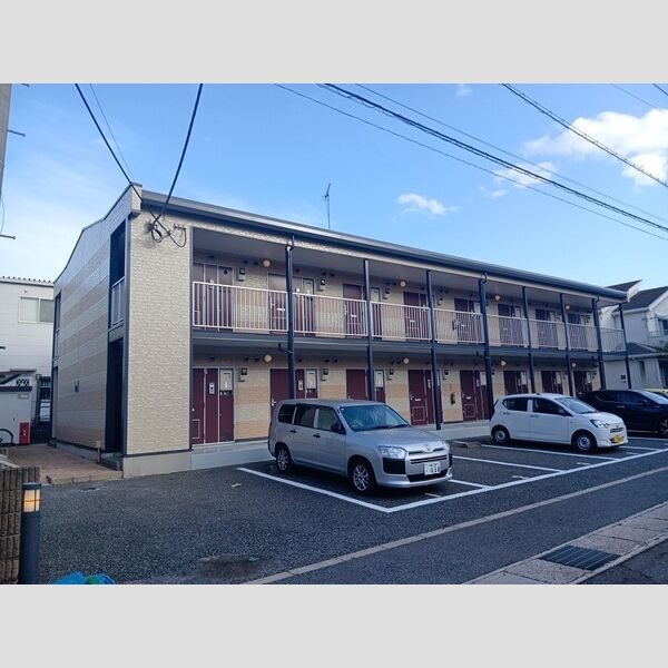 レオパレスフリーダム 建物画像