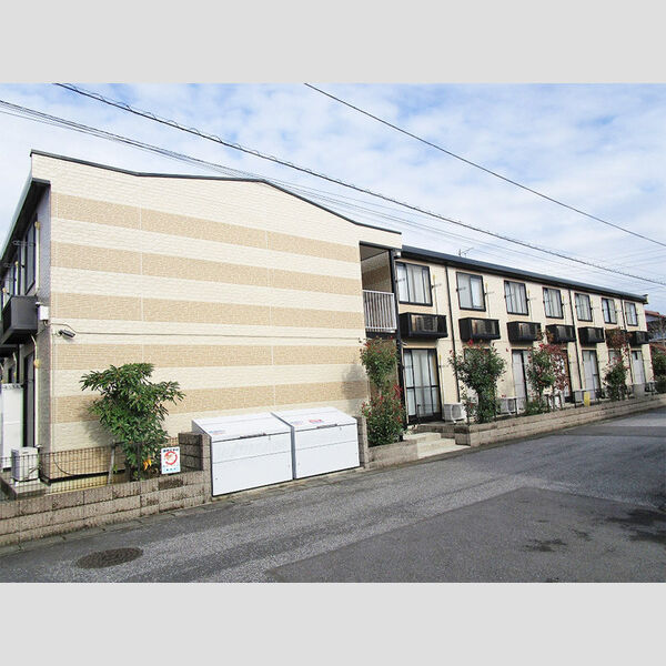 レオパレスアバンティ 建物画像