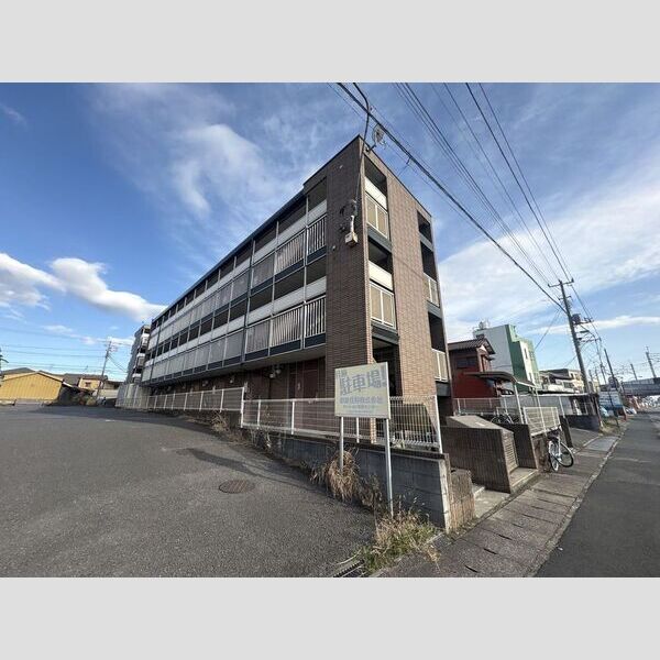 レオパレスハーバーサイドW棟 建物画像
