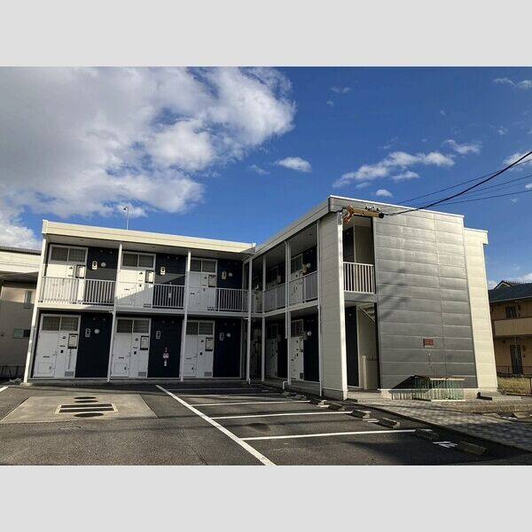 レオパレスマンリィ 建物画像