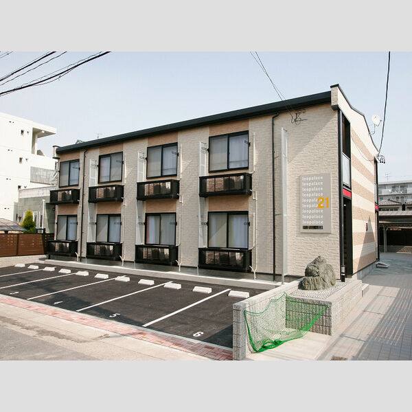 レオパレスサンフォレストⅡ 建物画像