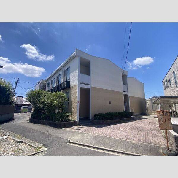 レオパレスモーブ中町 建物画像
