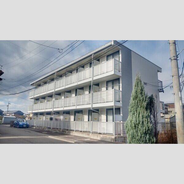 レオパレスYUMA 建物画像