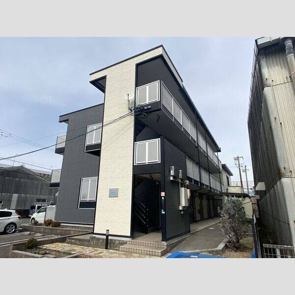 レオパレスフライハイト 建物画像