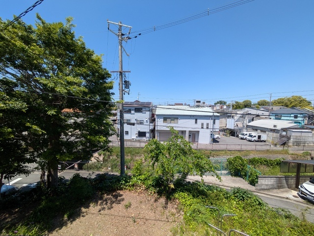 尾羽根ハイツ 室内写真1