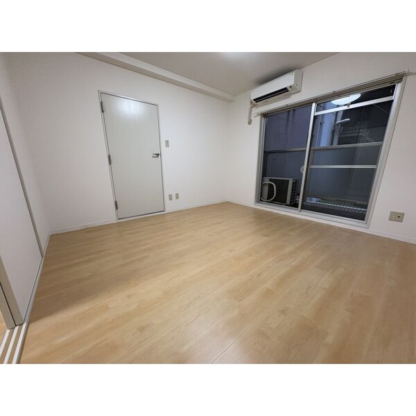 GIZA堀江公園 室内写真3