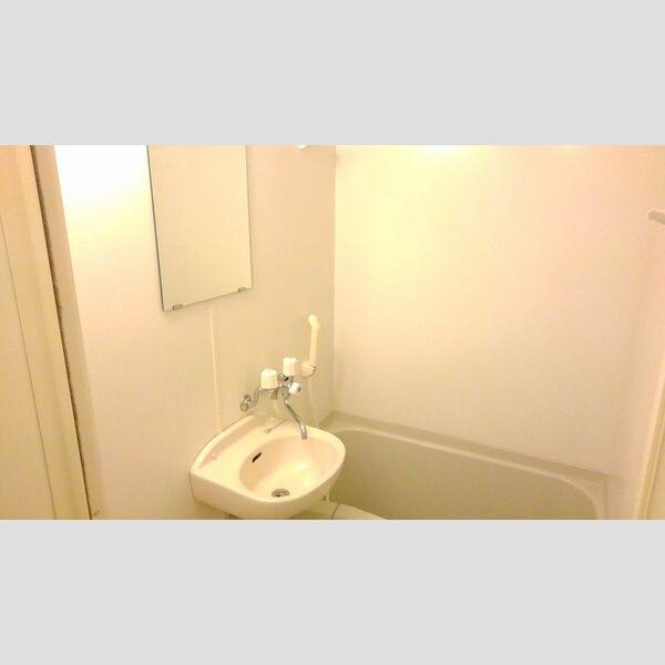 レオパレスラッキーハウス 室内写真4