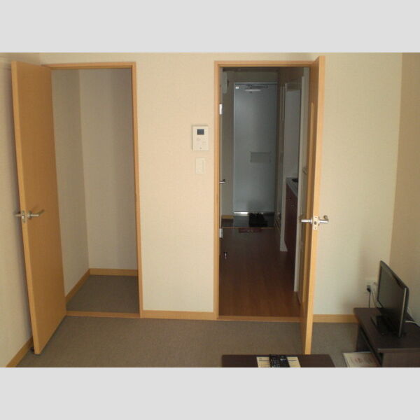 レオパレスラ メイジュときわ台 室内写真4