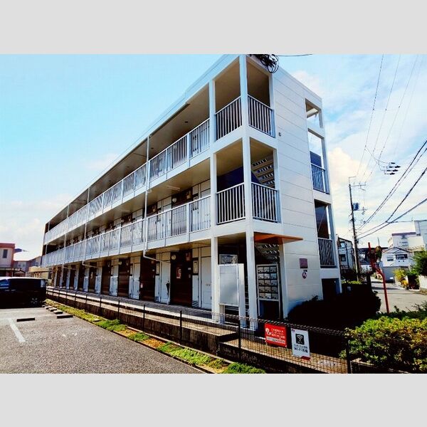 レオパレスパルフェⅡ 建物画像