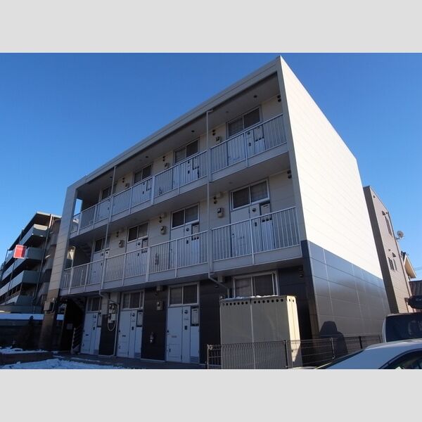 レオパレスLIVELYSTAR 建物画像