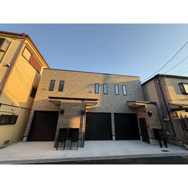 B-side Garage House 建物画像