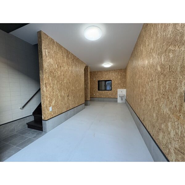 B-side Garage House 室内写真2