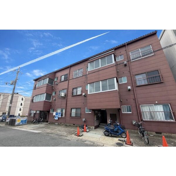 弥生マンション 建物画像