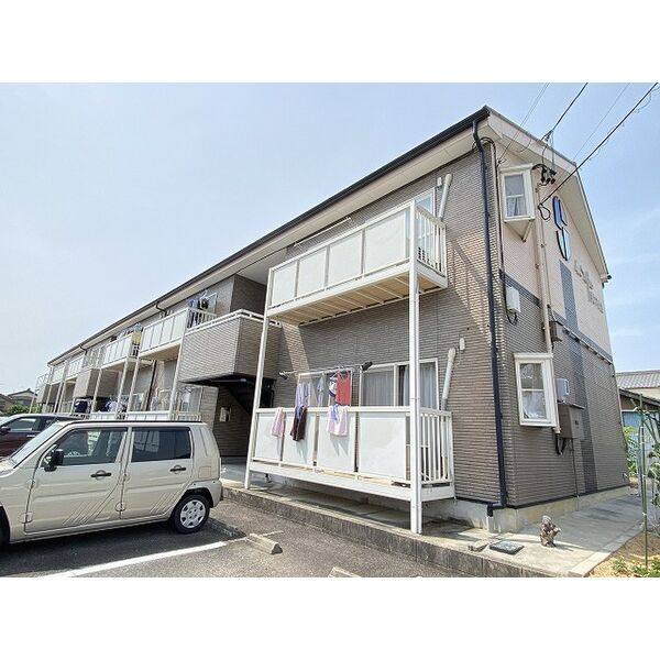 SurplusサンアイA 建物画像