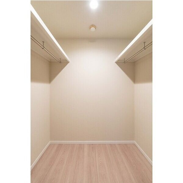 ミリアレジデンス中野弥生町 室内写真7
