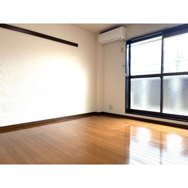 Surplus One M 室内写真2