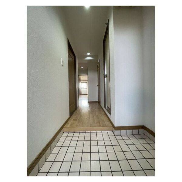 グランドヒルズ西川 室内写真2