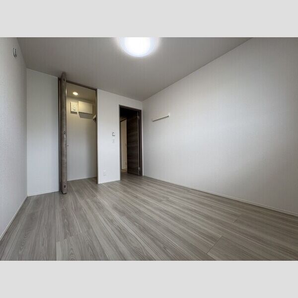 RETOLIA瓦口WEST 室内写真3