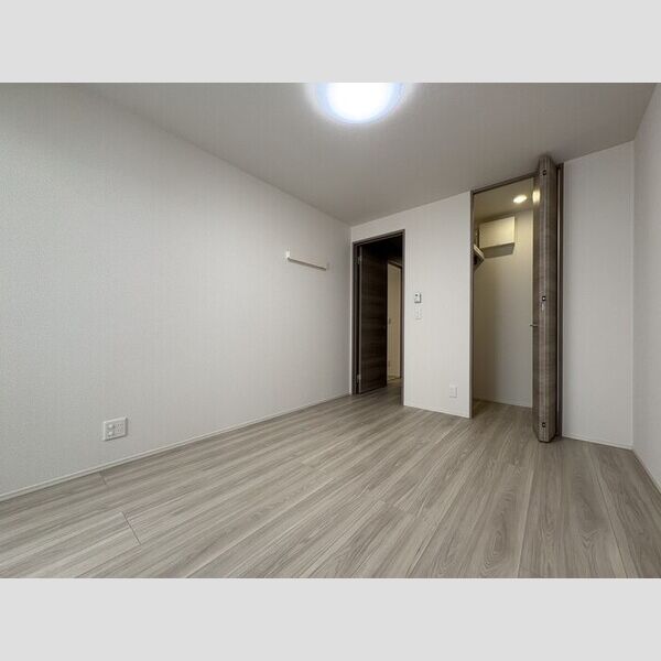 RETOLIA瓦口WEST 室内写真3