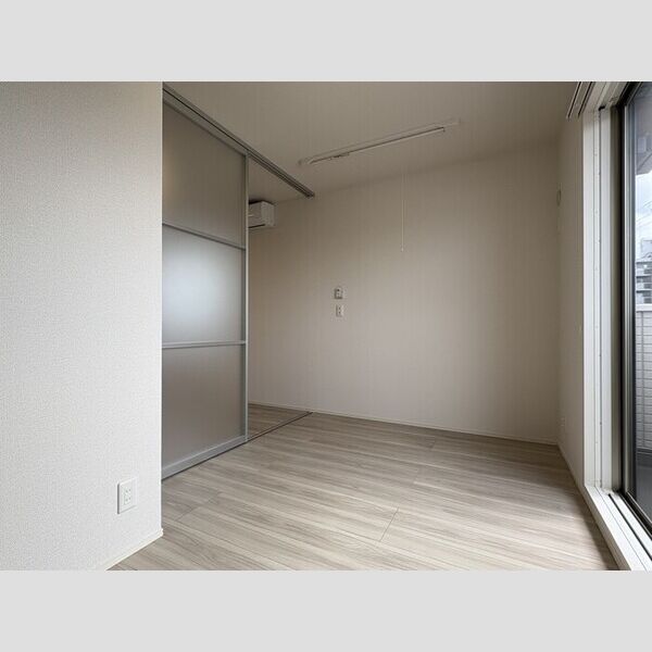 RETOLIA瓦口WEST 室内写真4