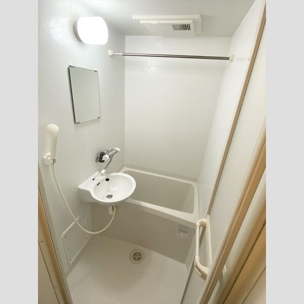 レオパレス旭 室内写真4