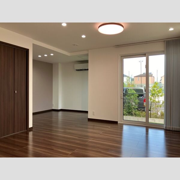 中和泉戸建 室内写真4
