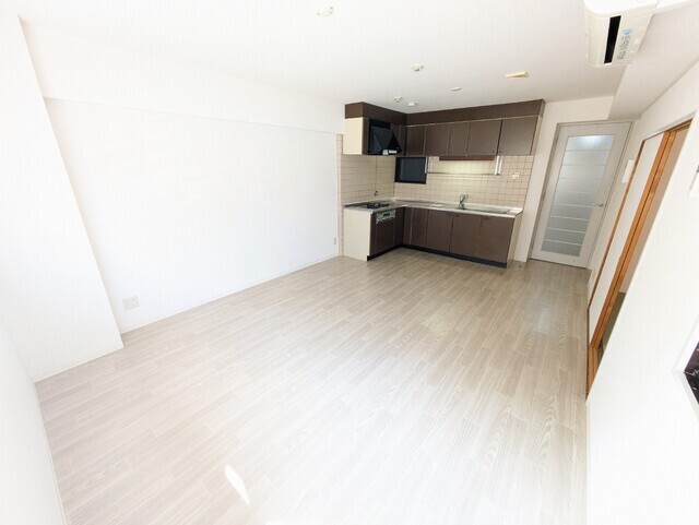 ロイヤルパレス平田 室内写真6