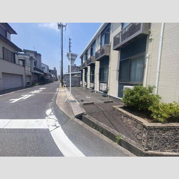 レオネクスト池場 室内写真3