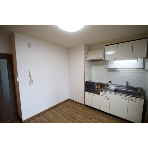 Twin Avenue B棟 室内写真1