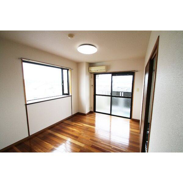 Twin Avenue A棟 室内写真1