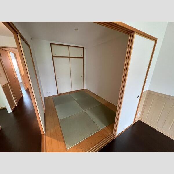 ファミール嵐山フローレンスシティ 室内写真8