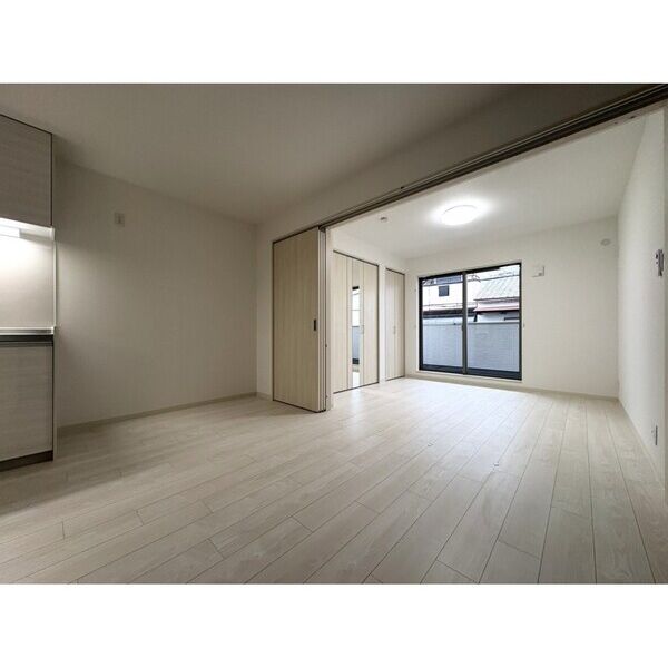 フォレストクリエオーレ城垣町弐番館 室内写真1