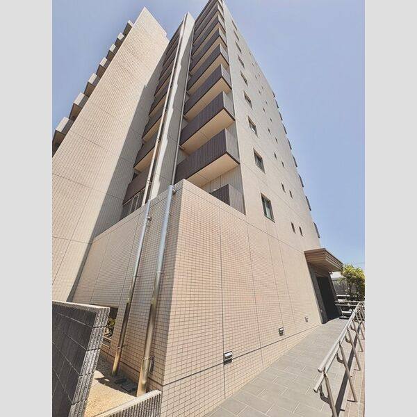 ロイヤルクレストベイレジデンス 建物画像