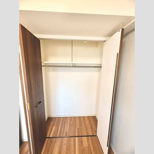 ロイヤルクレストベイレジデンス 室内写真10