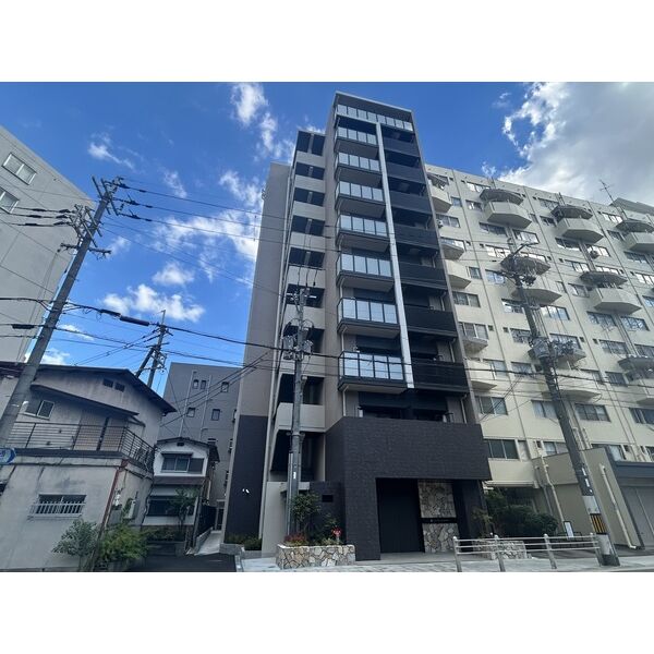 Live Flat Tsukamoto 建物画像