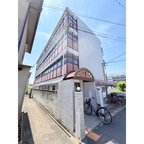 プチハイツ奈良 建物画像