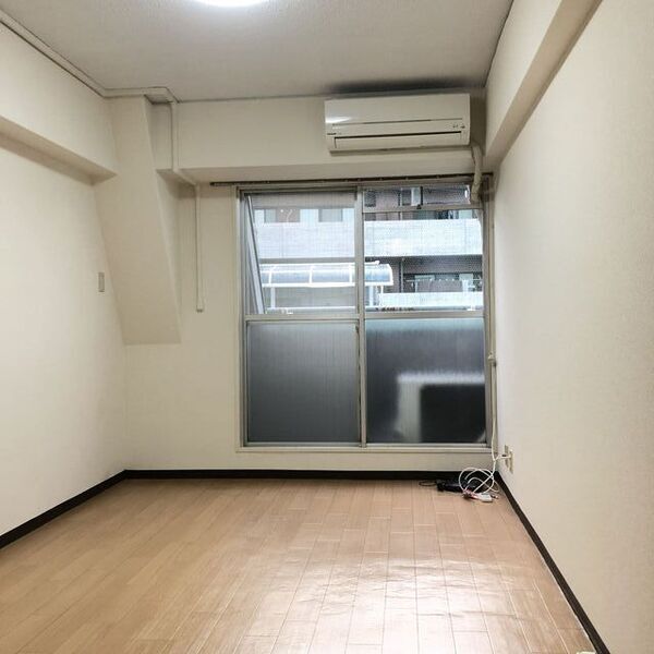 れじでんしあ門戸 室内写真1