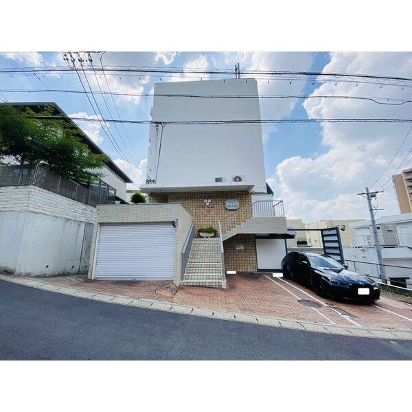 ハイネス四ツ谷 建物画像