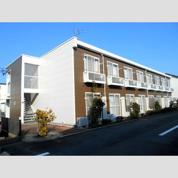 レオパレスハーモニーチャット 建物画像