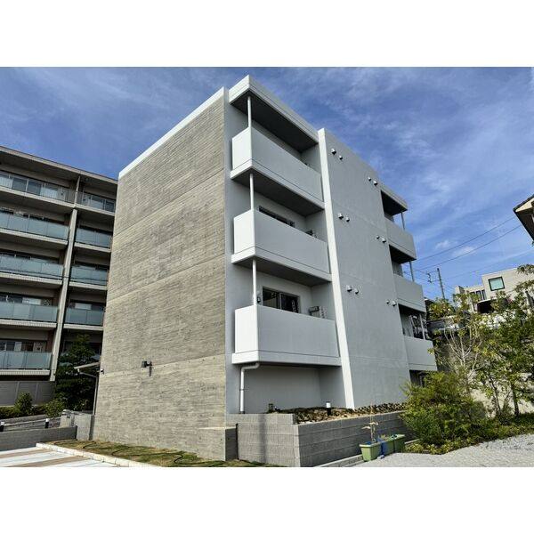 グランプレイス徳重 建物画像