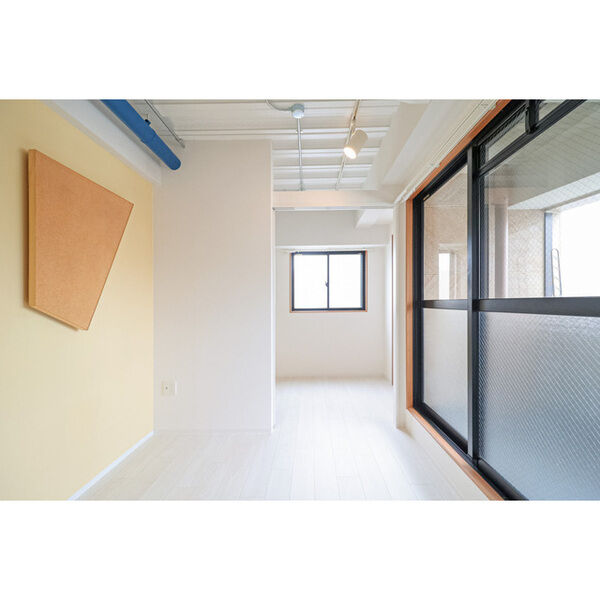 SERENiTE-04 室内写真1