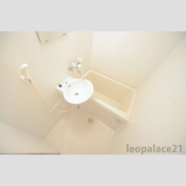 レオパレスアクシス西伊倉 室内写真3