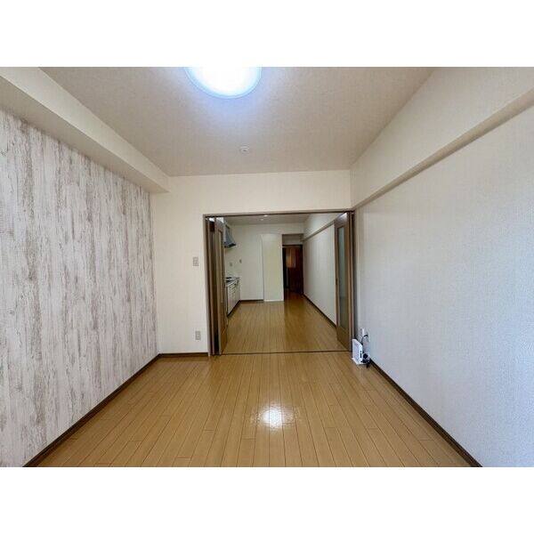 グロリアス本山 303号室号室 室内写真4
