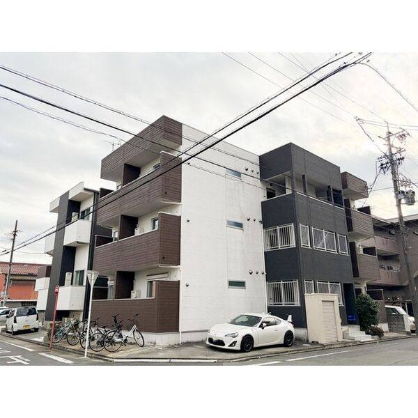 アルバーノ中村vermilion 建物画像